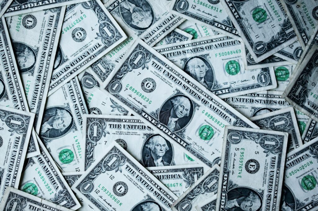 US DOLLAR BILLS