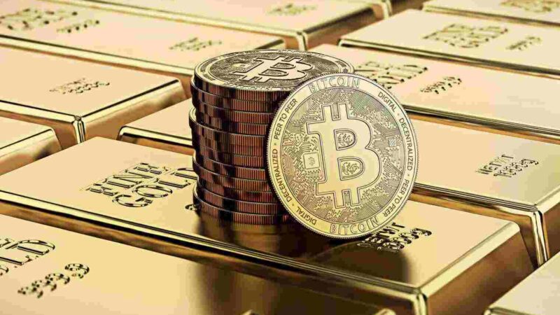 Bitcoin and gold coins represent the Bitcoin gold relationship, Arthur Hayes, Bitcoin $1M target, Bitcoin price prediction, and BTC market outlook.