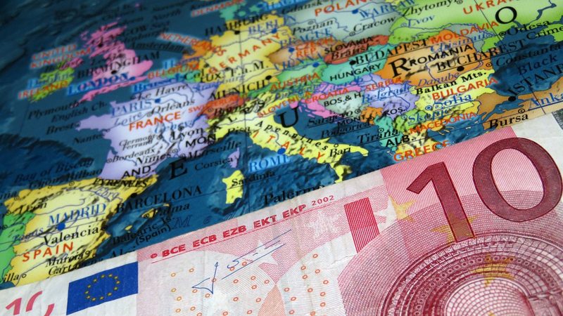 Eurozone business lending slowdown ECB interest rates Euro corporate credit Central bank tightening European monetary policy