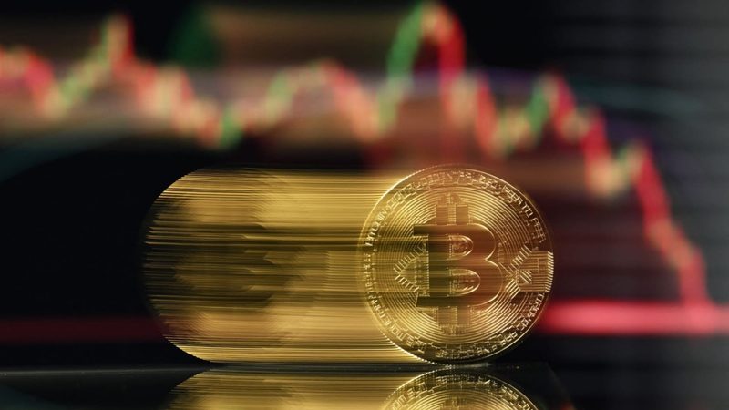bitcoin breakout past $81000 crypto market liquidations clarity act failure leveraged crypto short macroeconomic interest rates