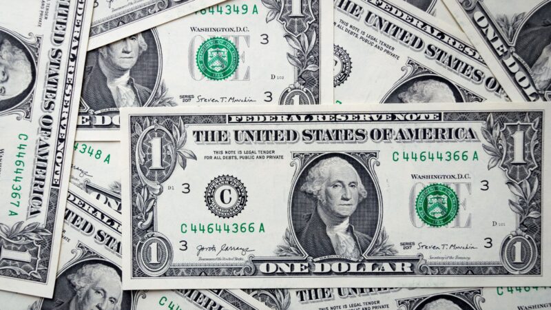 US Dollar Bills Representing Dollar Stablecoins Visa Stablecoin US Dollar US Stablecoin Adoption and USD