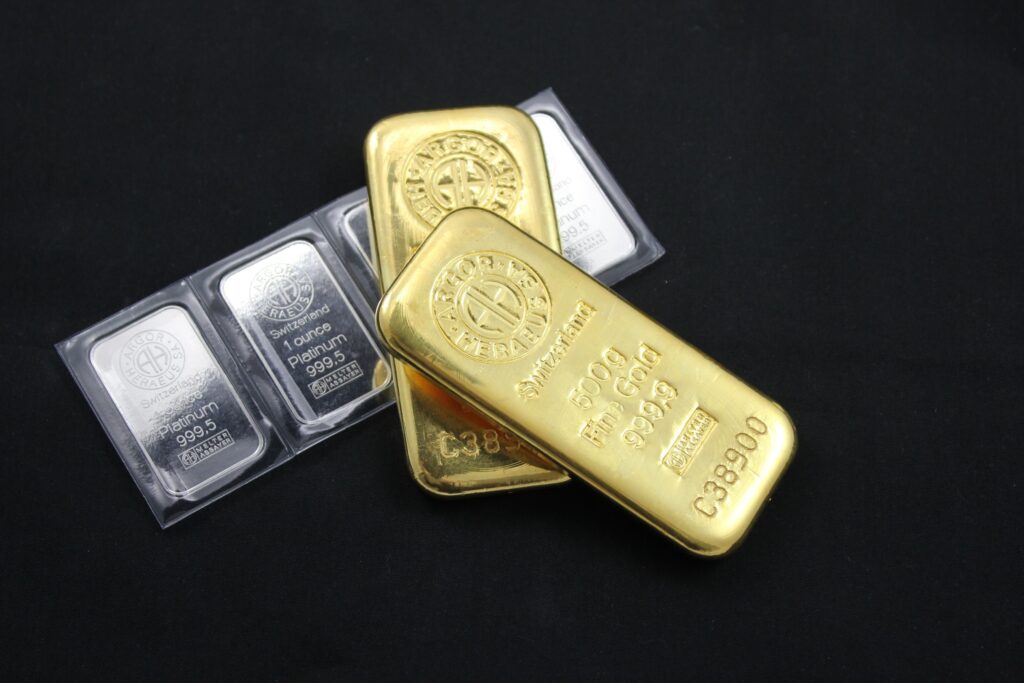 Gold price and Silver price bars showing Gold rally ahead of Fed rate decision and Fed policy