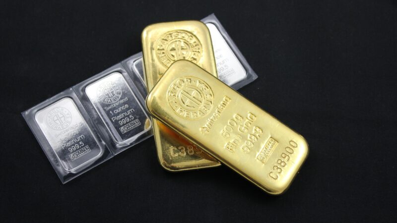 gold and silver bars
